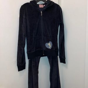 A vintage juicy sweatsuit ✨